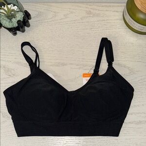 NWT warner’s black wireless lift bra